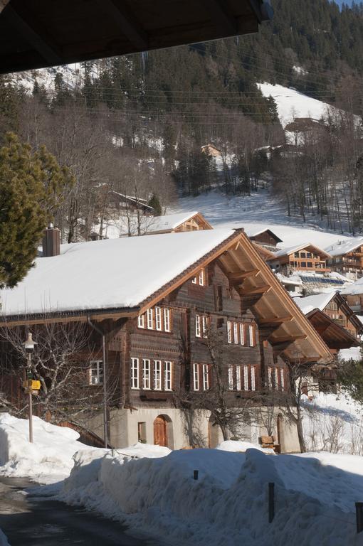 ハスリベルクHaus Gerbiアパートメント エクステリア 写真