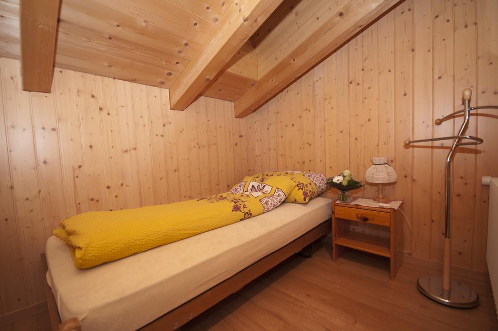 ハスリベルクHaus Gerbiアパートメント エクステリア 写真